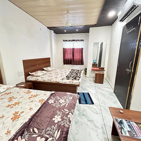 Hotel Shree Sidhi Vinayak Ujjain Ngoại thất bức ảnh