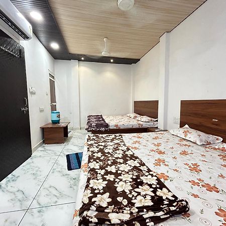 Hotel Shree Sidhi Vinayak Ujjain Ngoại thất bức ảnh