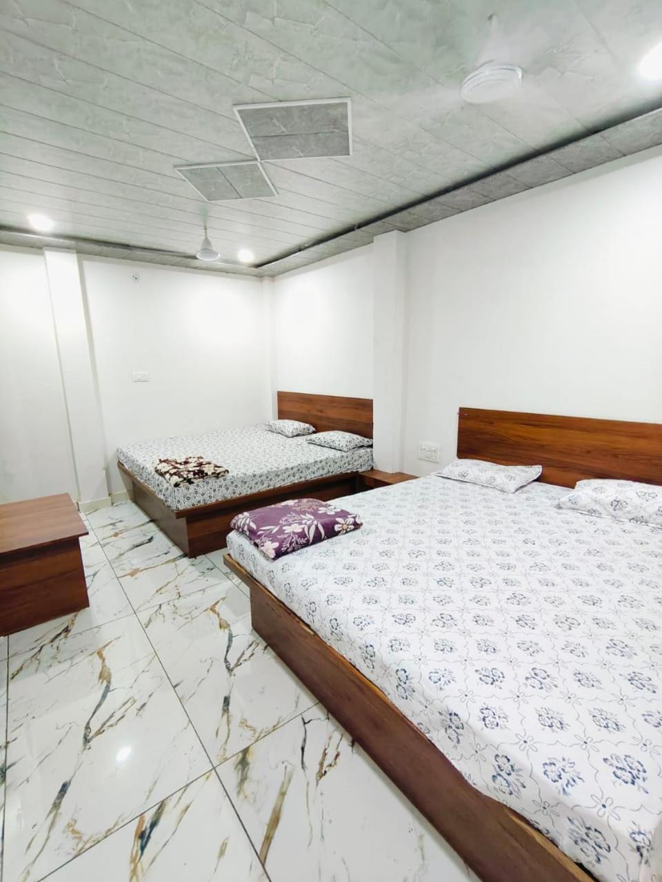Hotel Shree Sidhi Vinayak Ujjain Ngoại thất bức ảnh